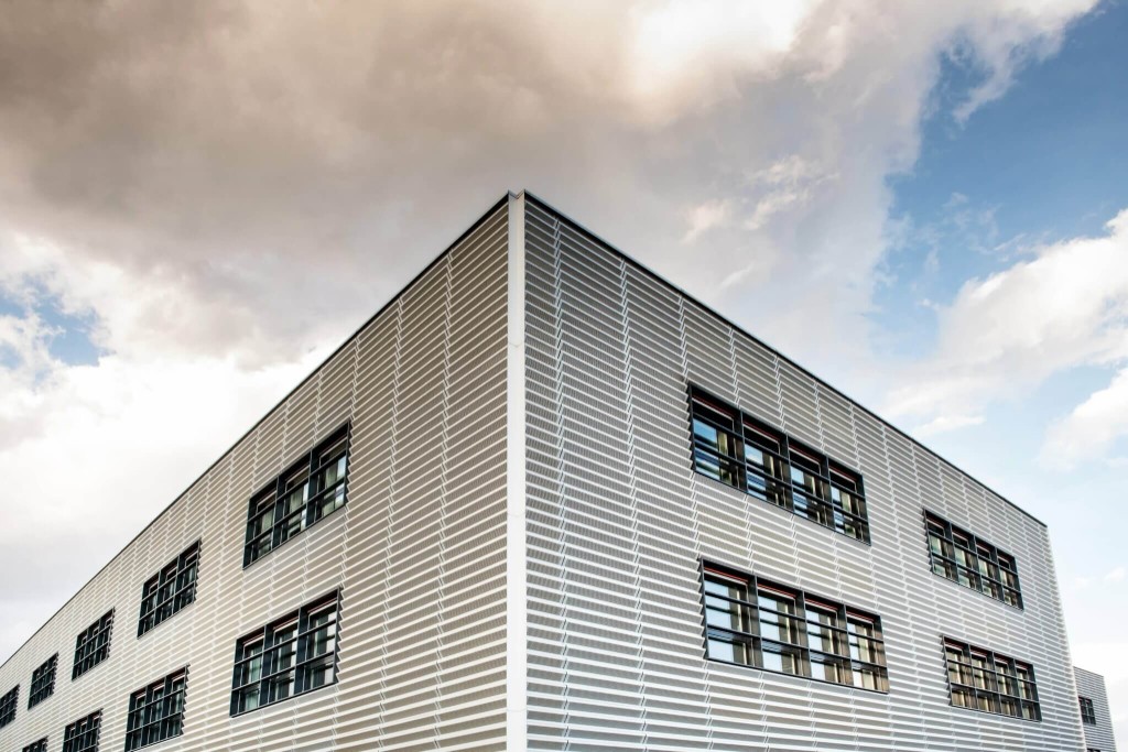 Commercial pre-engineered metal building