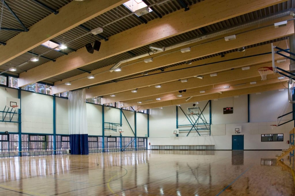 Recreational pre-engineered metal building